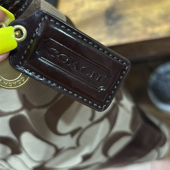 Coach Brown and Cream Signature Shoulder Large Bag - Picture 5 of 13